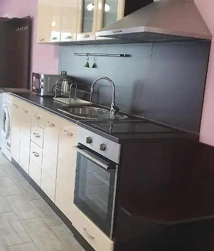 българия със свободна зона за паркиране Apartment