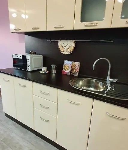 българия със свободна зона за паркиране * Veliko Tarnovo